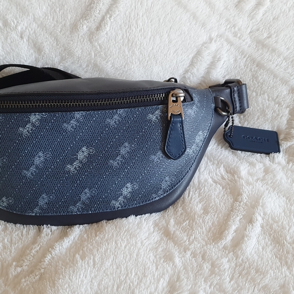 Coach Unisex small version of belt bag, New, never used - Picture 3 of 4